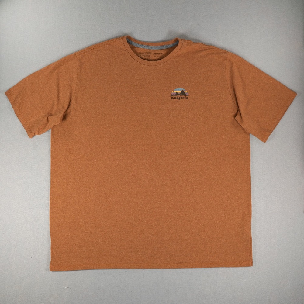Patagonia Mens Responsibili-Tee Regular Fit Mountain Graphic Brown XXL STY37673